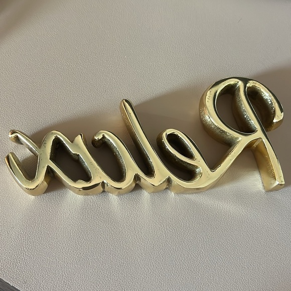 Gold “Relax” sign - Picture 4 of 5